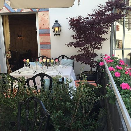 Hotel Weiss Kreuz Malans ภายนอก รูปภาพ