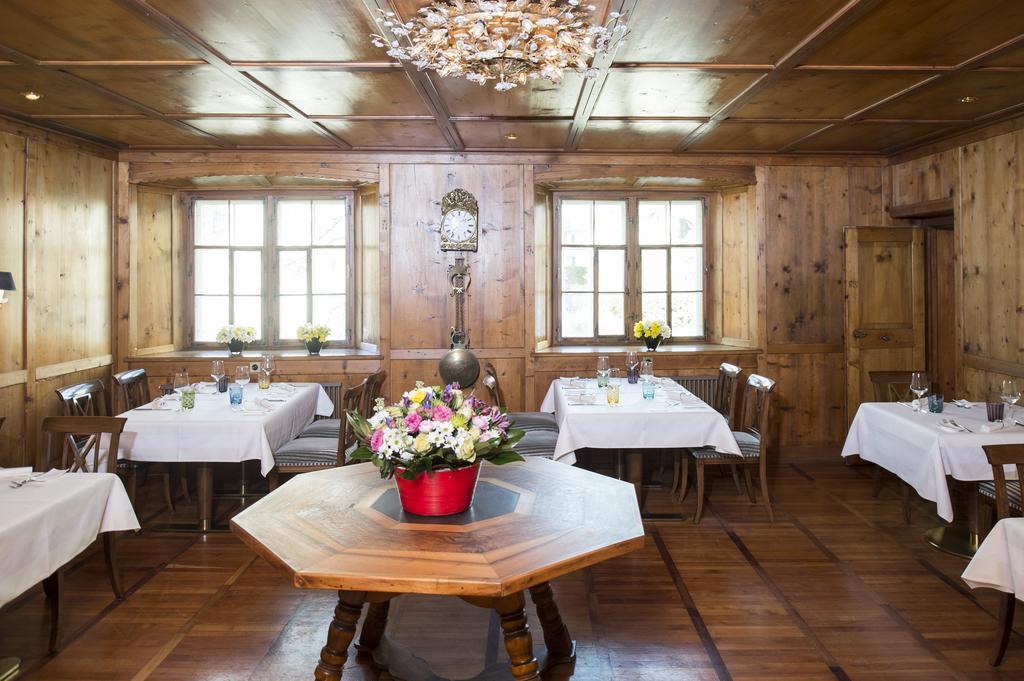 Hotel Weiss Kreuz Malans ภายนอก รูปภาพ