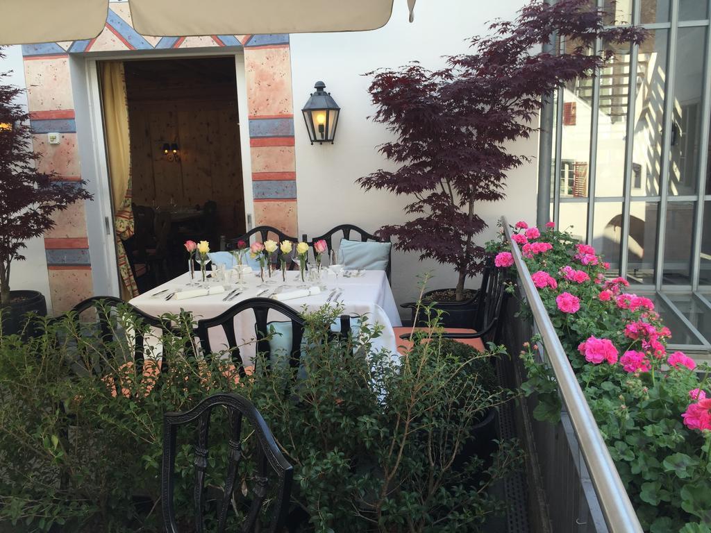 Hotel Weiss Kreuz Malans ภายนอก รูปภาพ